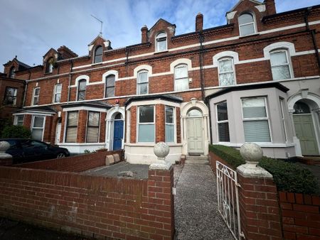 Apartment 1, 32 North Parade, Belfast BT7 2GG - Photo 2