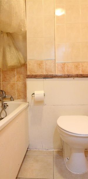 Langley Road, Slough - Photo 1