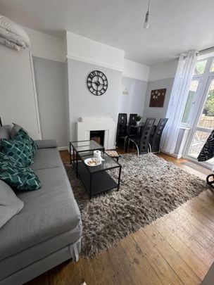 Room in a Shared House, Meyrick Avenue, LU1 - Photo 1