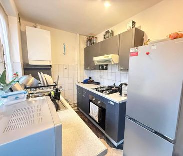 2 bedroom maisonette to rent - Photo 4