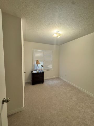 For Lease - 632 Anishinaabe Drive, Melancthon, Ontario - Photo 2