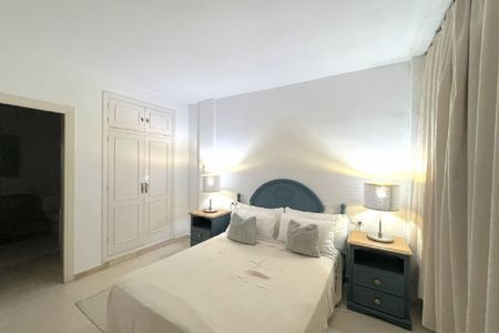 1 Bedroom Apartment For Rent in The Golden Mile, Málaga - Photo 5