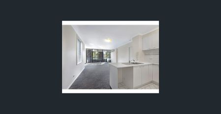 Spacious Southbank Apartment at Rivergarden Condos - Photo 5