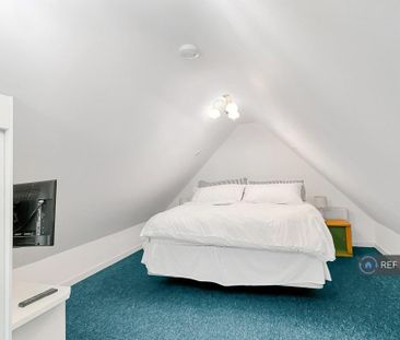 1 bedroom semi-detached house to rent - Photo 1