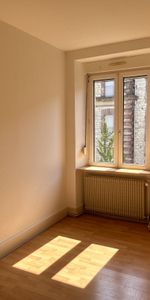 Location Appartement 2 pièces 45m² MULHOUSE 68100 - Photo 4