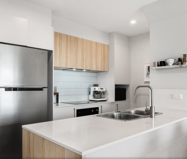 Modern Living in Denman Prospect - Photo 6