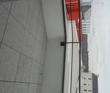 Appartement 4 pièces - - Photo 1