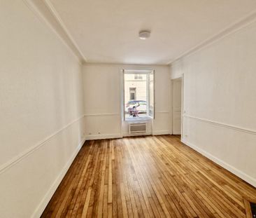 Paris VIIème, Ecole Militaire, 2pièces REFAIT NEUF 43,64m² - Photo 6