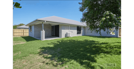 Four bedroom family home in Ningi - Photo 4