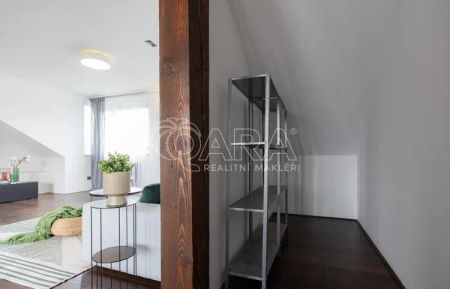 Byt 4+kk, velká terasa, klimatizace, předokení žaluzie - Photo 5