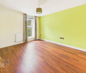 2 bedroom flat to rent - Photo 6