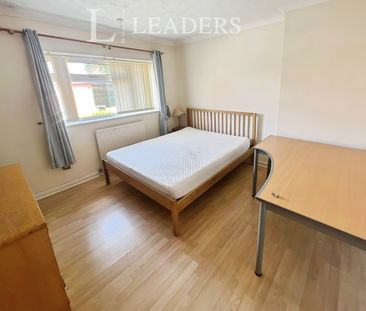1 bedroom room to rent Wishford Avenue, Nottingham, NG7 - Photo 6