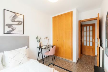 Avenida Alcalde Gisbert Rico, Valencia, Valencian Community 46013 - Photo 5