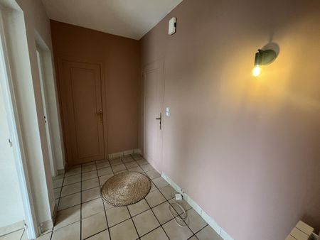 Location Appartement 3 pièces 86m² RODEZ 12000 - Photo 4