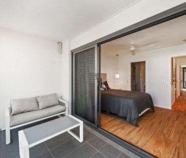 Fully Furnished Retreat in Sought-After Sunshine Beach - Photo 5