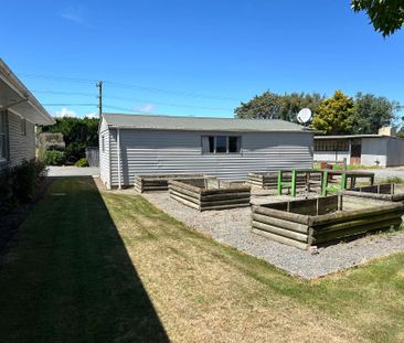 Rural Four Bedroom Property - Photo 6