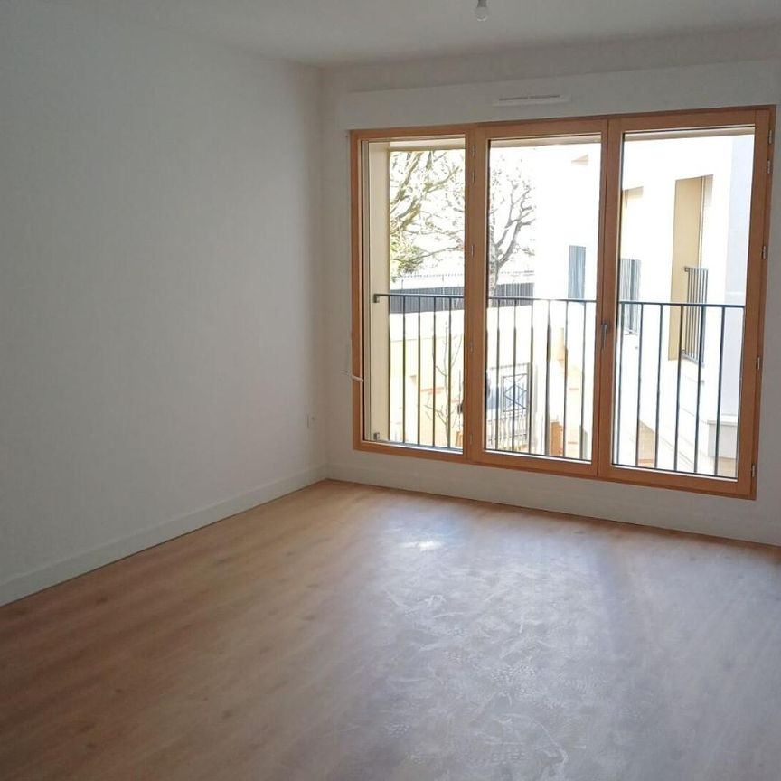 location Appartement T1 DE 30m² À ROSNY SOUS BOIS - Photo 1