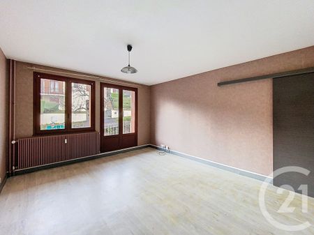 Location Appartement 2 pièces 54m² CHAMALIERES 63400 - Photo 2