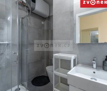 Byt 2+kk v centru Zlína, volný ihned - Photo 4