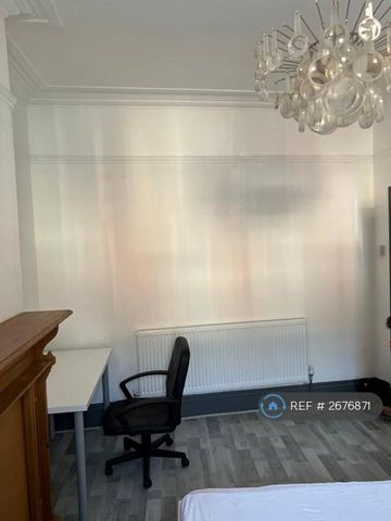 5 bedroom terraced house to rent - Photo 2