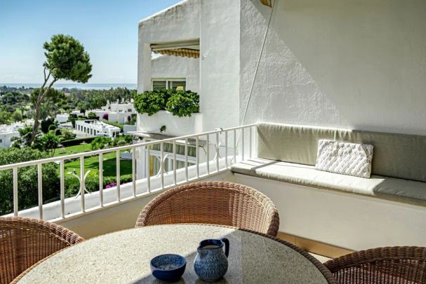 Alquiler de ático en Urbanizacion Nva Andalucia Aloha, 8 - Photo 1