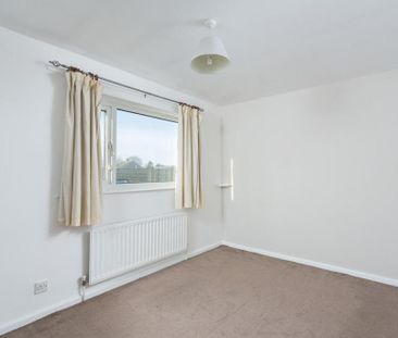 2 bedroom semi-detached house to rent - Photo 3