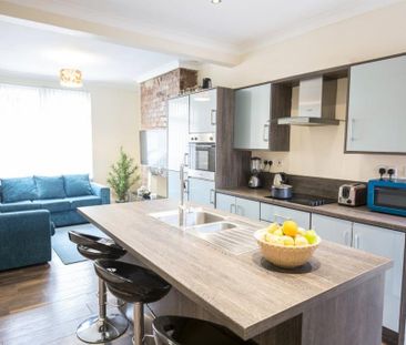 4 bedroom terraced house to rent - Photo 6