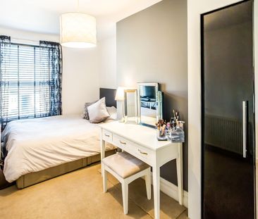 Cowlersley Lane, Huddersfield - Photo 4