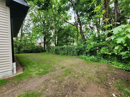 For Lease - 120 Dundonald Street Unit# Gdn Ste, Barrie, Ontario - Photo 1