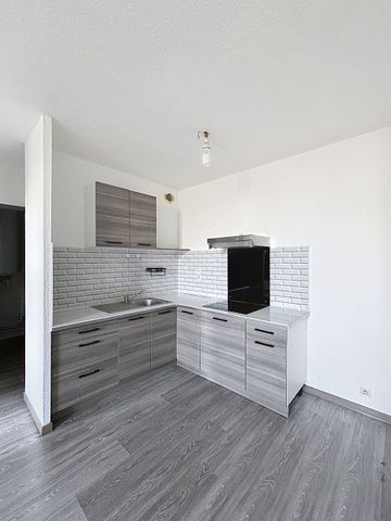 Location Appartement 2 pièces 41m² GAILLAC 81600 - Photo 2