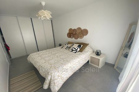 Location Maison 4 pièces 86m² CUERS 83390 - Photo 3