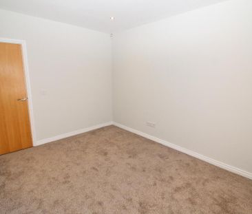 46 Mayfield High Street, Newtownabbey, BT36 7WU - Photo 4