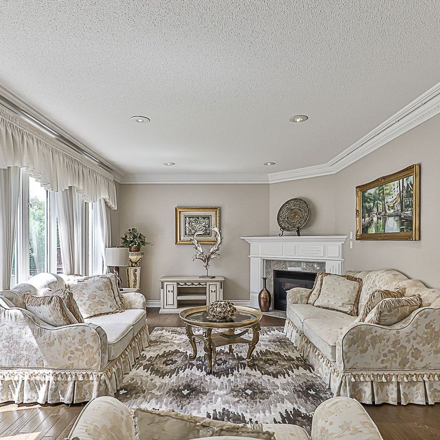 For Lease - 27 Brimwood Crescent, Richmond Hill, Ontario - Photo 1