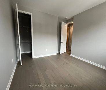 Property For Lease | W9250716 - Photo 5