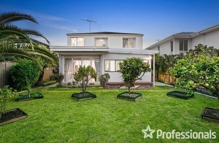 57 Burrindi Road, Caulfield South VIC 3162 - Photo 2