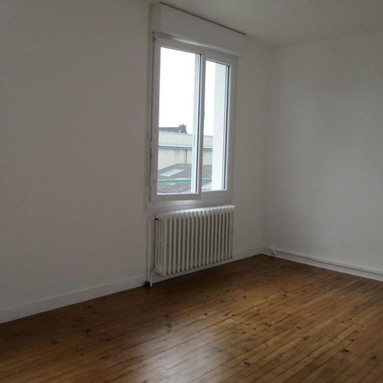 Maison rénovée : CARHAIX - Photo 1