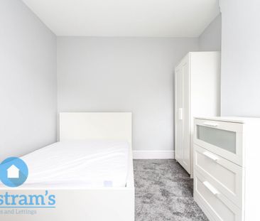 3 bed Town House for Rent - Photo 6