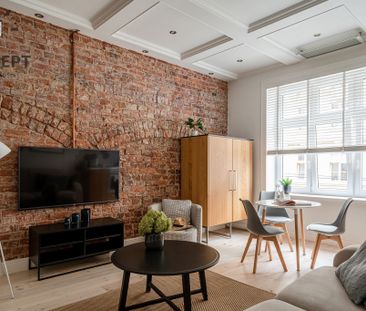 Nowoczesny apartament przy Rynku | 2-4 miesiące najem - Photo 1