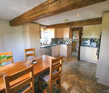 4 bedroom property to rent in Macclesfield - Photo 2