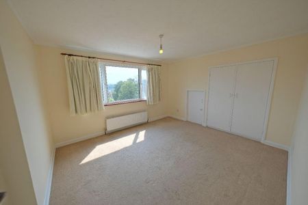 3 bedroom bungalow to rent - Photo 2