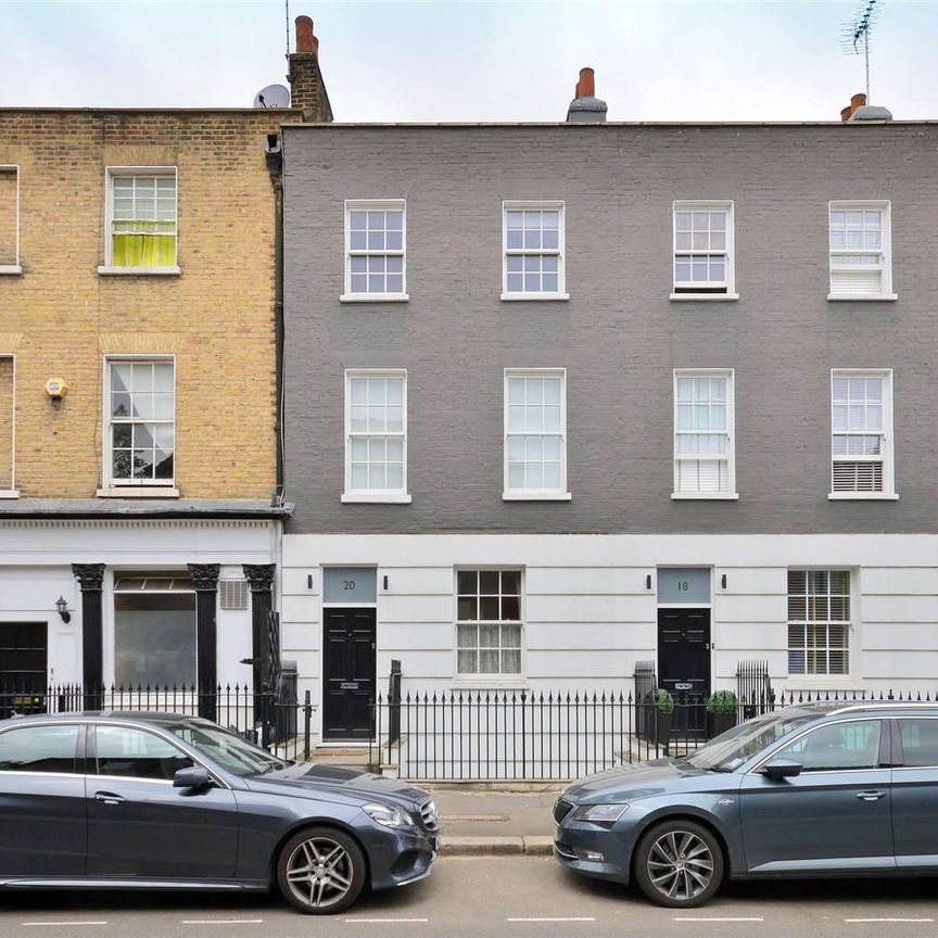 Three bedroom town house to let within close proximity to Marylebone Train Station - Photo 1