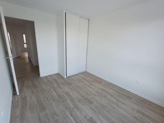 location Appartement T5 DE 97.2m² À BOBIGNY - Photo 1