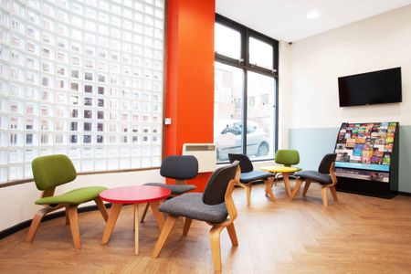 Gold En suite - Photo 3