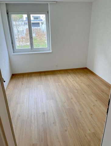 Grosszügige 5.5-Zimmer-Wohnung in familienfreundlicher Lage in Rebs... - Photo 3