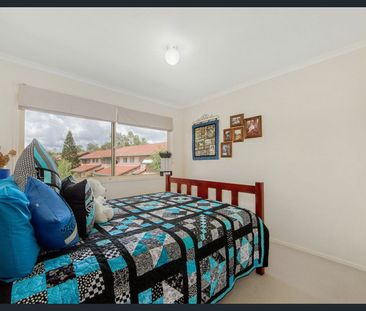 Immaculate Townhouse in Highly Sought after Santa Cruz Gardens - Photo 4