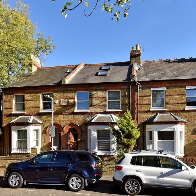 3 bedroom terraced house to rent - Photo 1