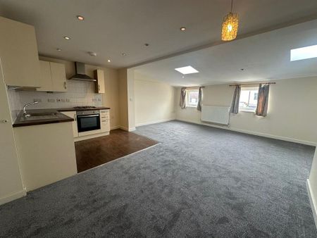2 bedroom flat to rent - Photo 3