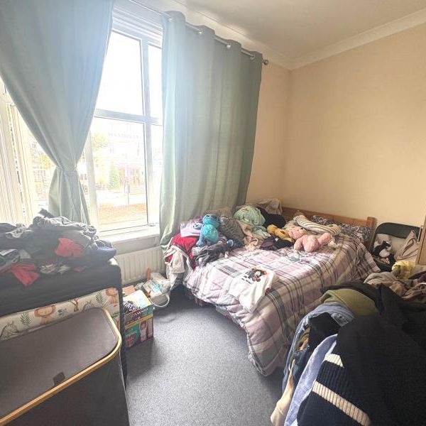 London Road, Guildford , Surrey , GU1 - Photo 1