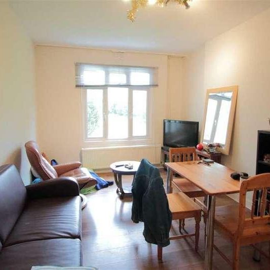 Brixton Hill Court, Brixton Hill, Brixton, SW2 - Photo 1