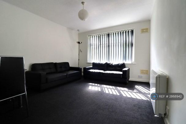 1 bedroom flat to rent - Photo 1